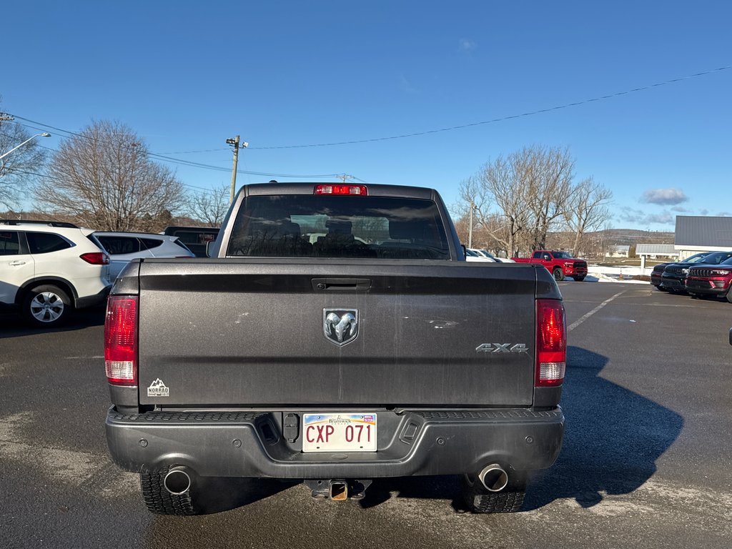 Ram 1500 Classic Express 2023 à Sussex, Nouveau-Brunswick - 4 - w1024h768px