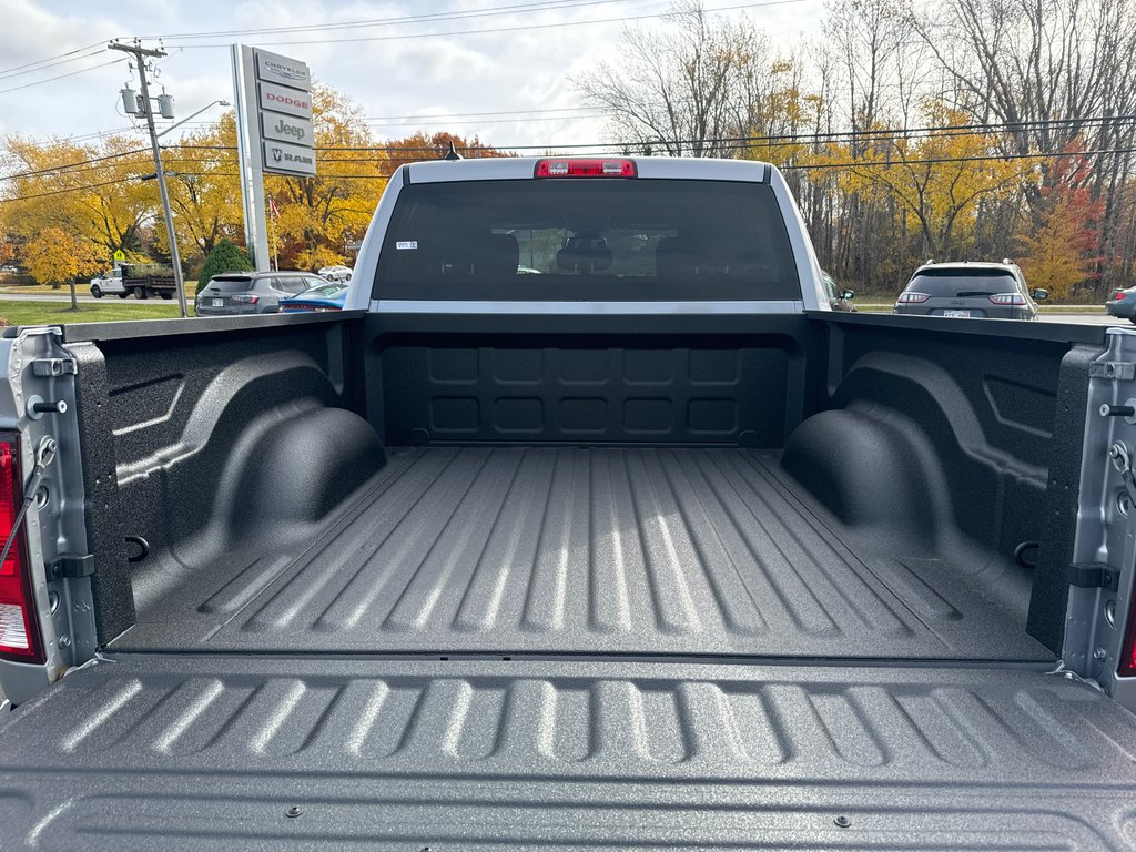 2024 Ram 1500 Classic TRADESMAN in Sussex, New Brunswick - 6 - w1024h768px