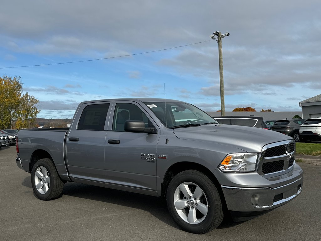 2024 Ram 1500 Classic TRADESMAN in Sussex, New Brunswick - 9 - w1024h768px