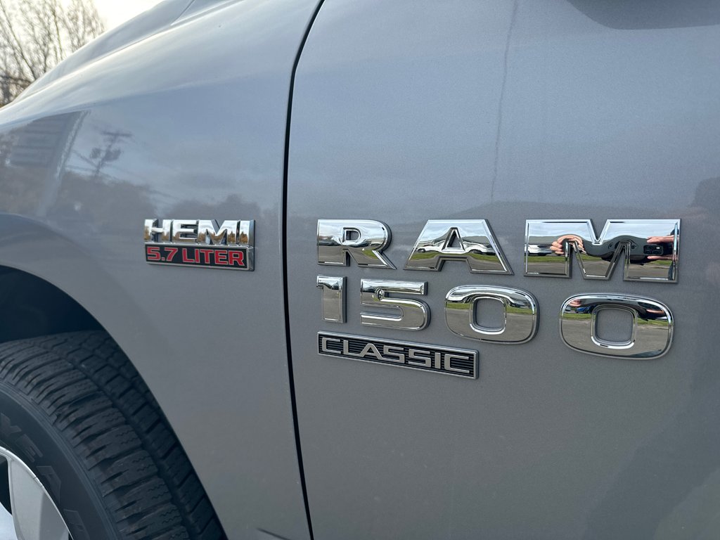 2024 Ram 1500 Classic TRADESMAN in Sussex, New Brunswick - 12 - w1024h768px