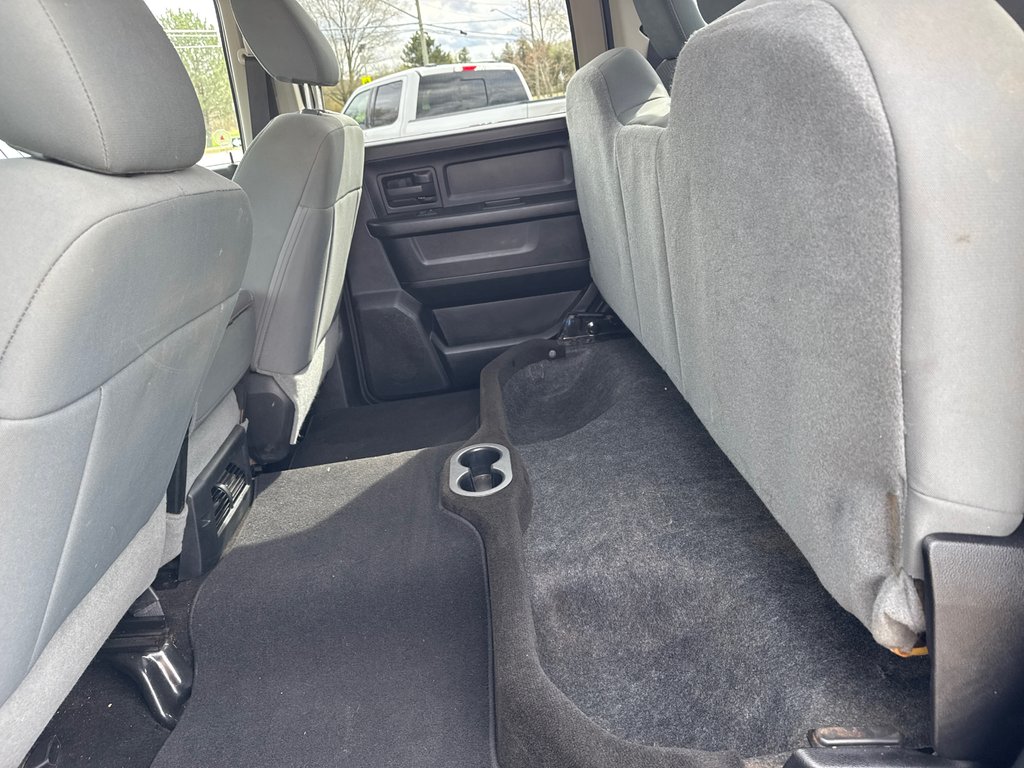2015 Ram 1500 CLASSIC ST in Sussex, New Brunswick - 27 - w1024h768px