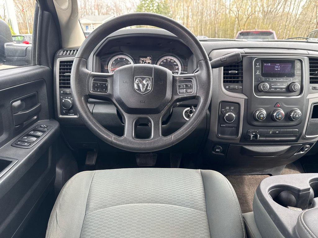 2015 Ram 1500 CLASSIC ST in Sussex, New Brunswick - 16 - w1024h768px