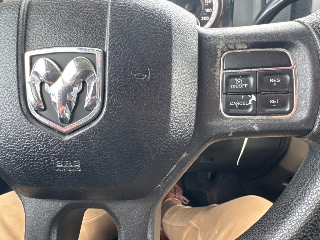2015 Ram 1500 CLASSIC ST in Sussex, New Brunswick - 18 - w1024h768px