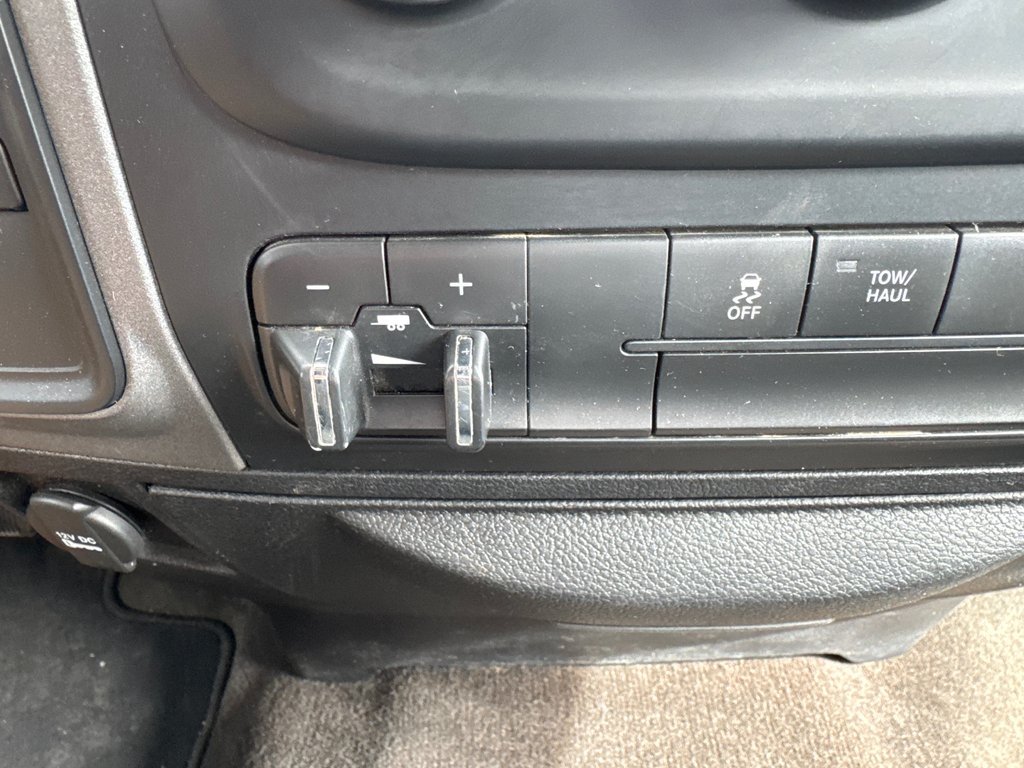 2015 Ram 1500 CLASSIC ST in Sussex, New Brunswick - 24 - w1024h768px