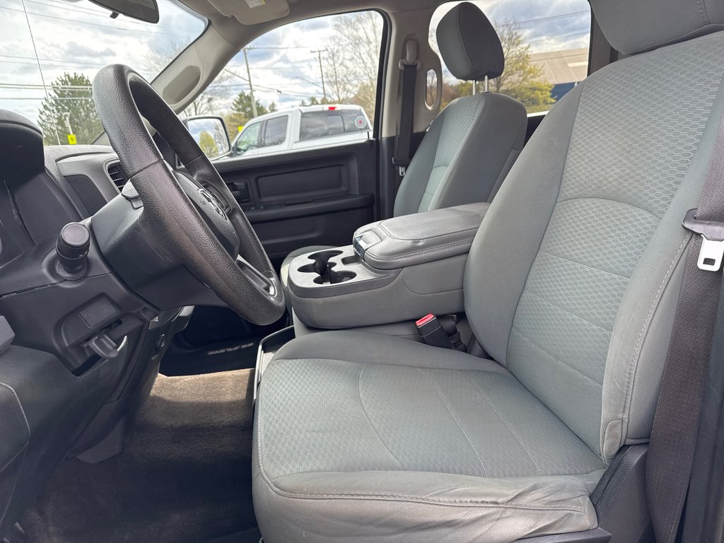 2015 Ram 1500 CLASSIC ST in Sussex, New Brunswick - 15 - w1024h768px