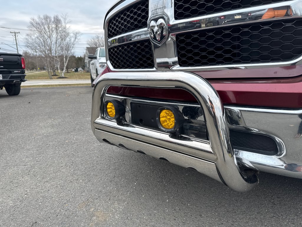 2017 Ram 1500 SLT in Sussex, New Brunswick - 18 - w1024h768px