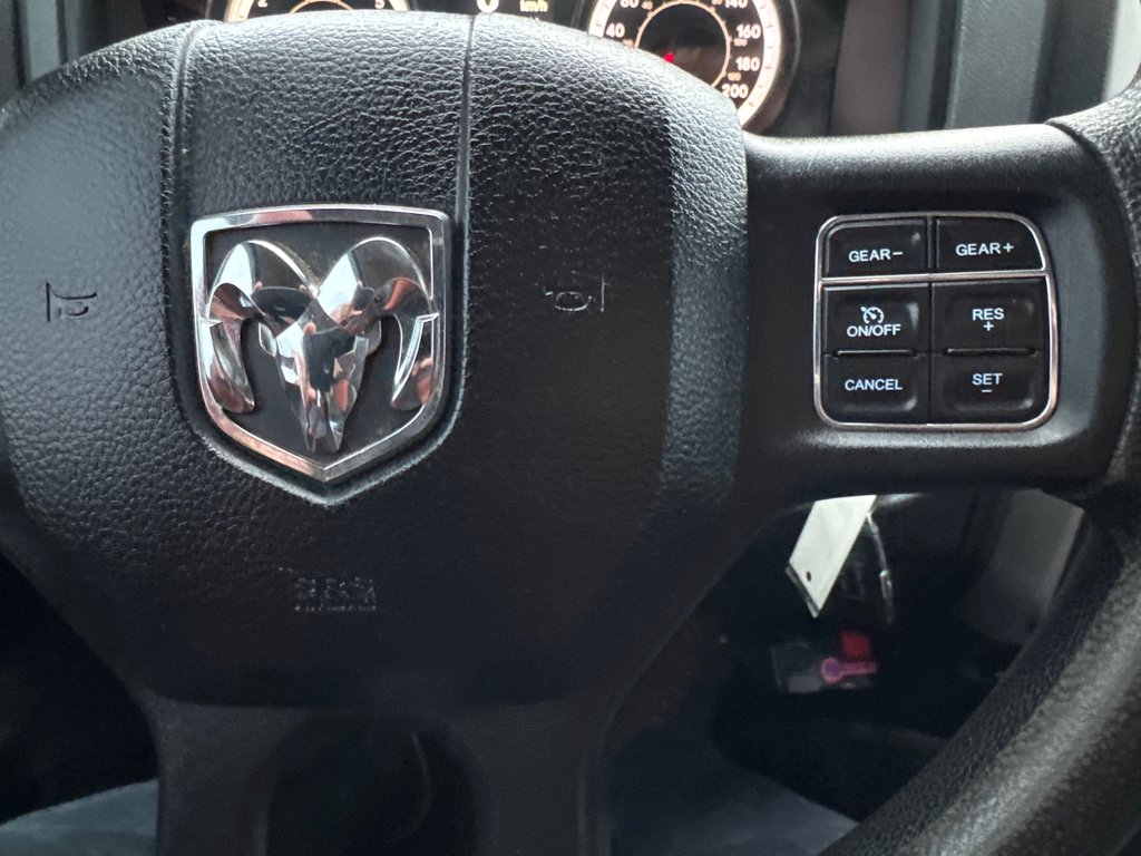 2017 Ram 1500 SLT in Sussex, New Brunswick - 26 - w1024h768px