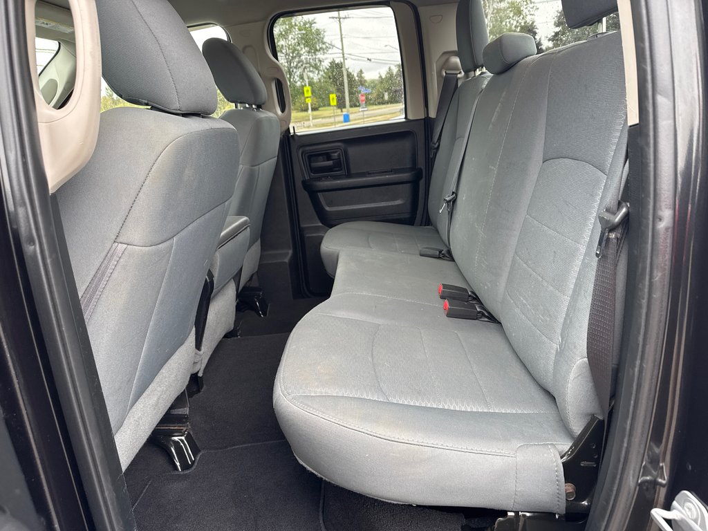 2017 Ram 1500 STX in Sussex, New Brunswick - 26 - w1024h768px
