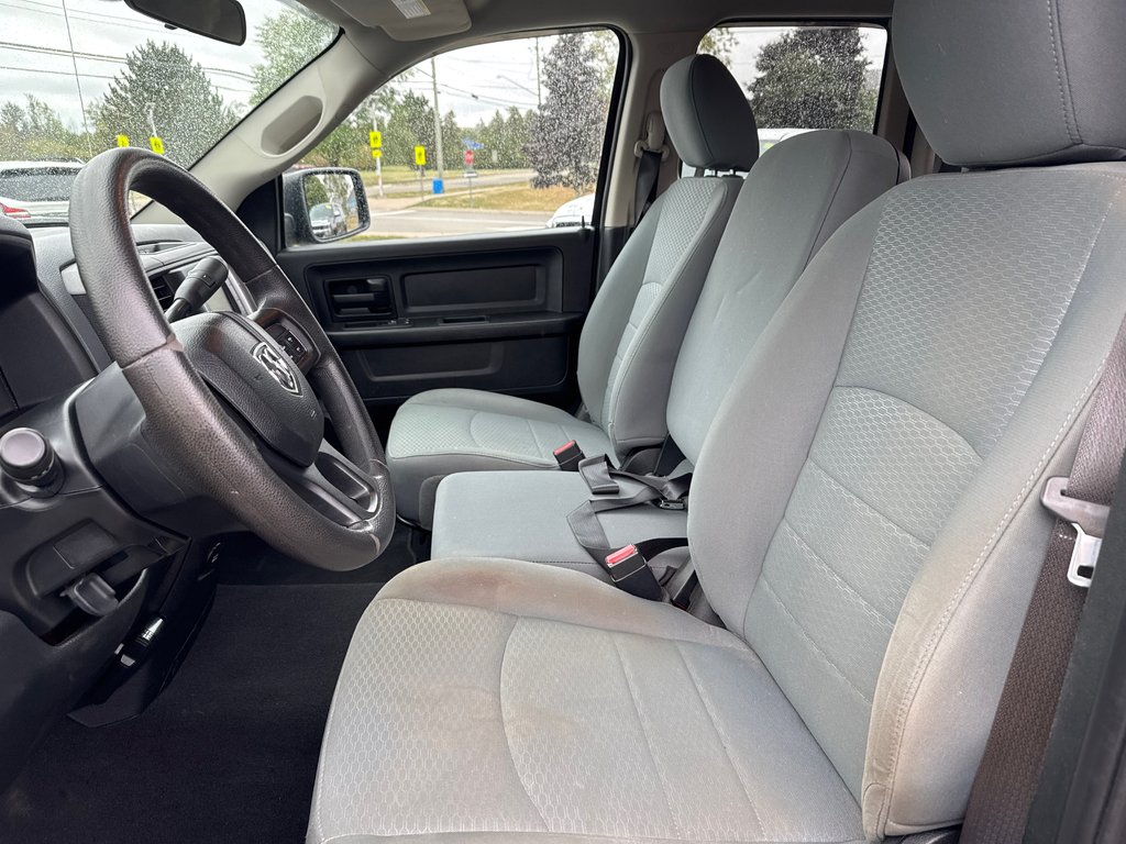 2017 Ram 1500 STX in Sussex, New Brunswick - 14 - w1024h768px