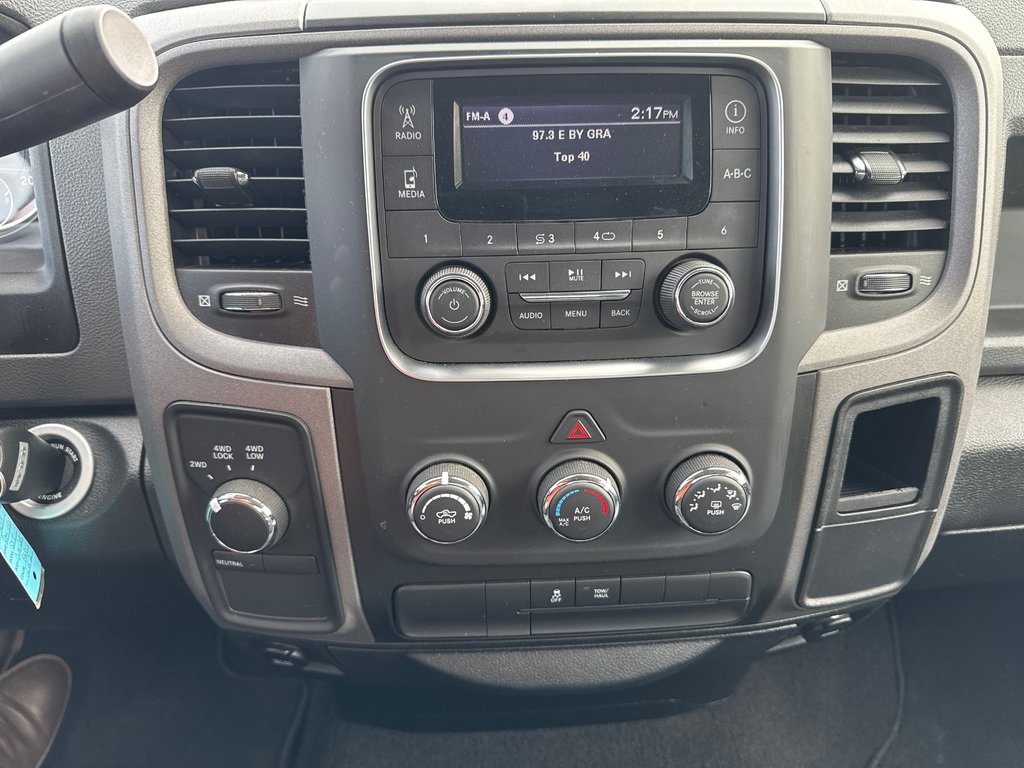 2018 Ram 1500 STX in Sussex, New Brunswick - 26 - w1024h768px