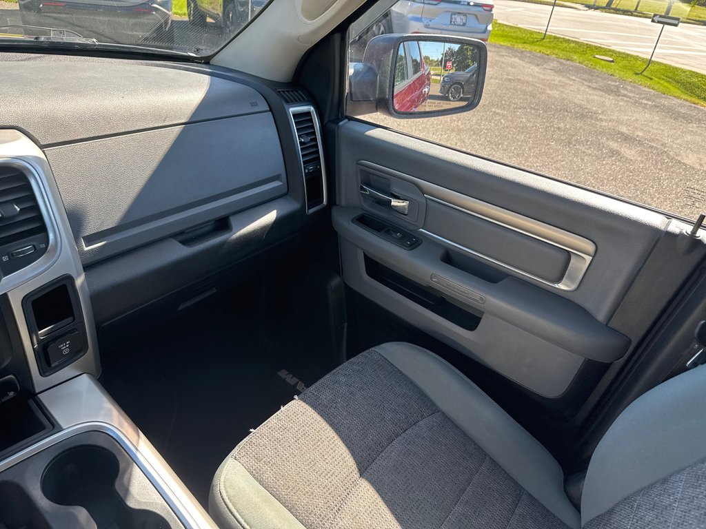 2018 Ram 1500 SLT in Sussex, New Brunswick - 33 - w1024h768px