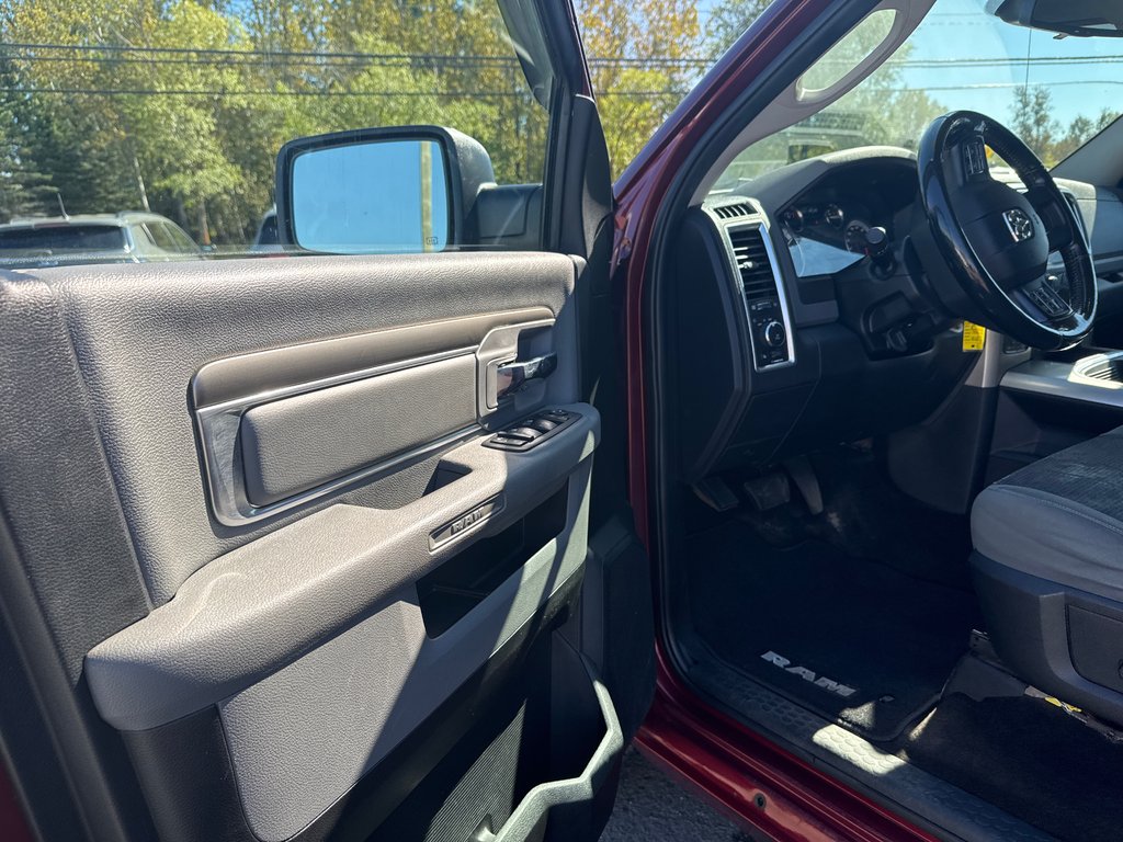 2018 Ram 1500 SLT in Sussex, New Brunswick - 15 - w1024h768px