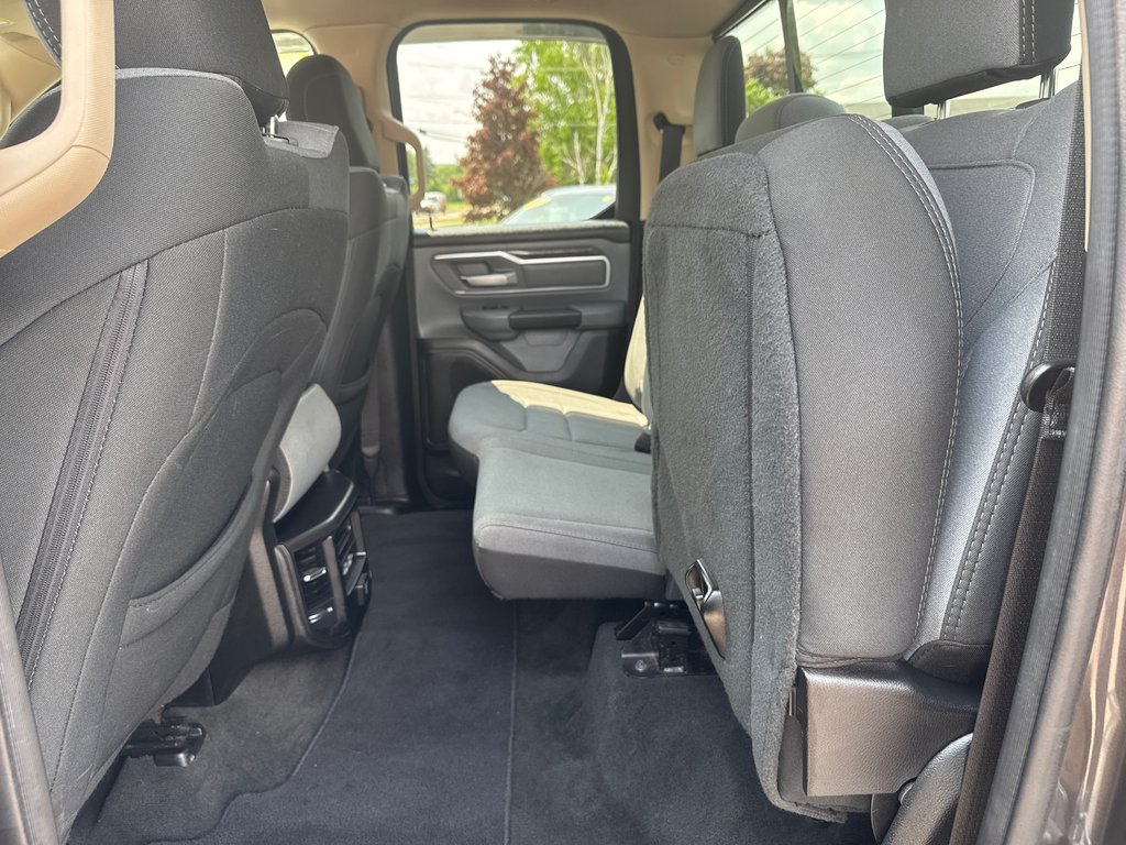 2020 Ram 1500 Big Horn in Sussex, New Brunswick - 38 - w1024h768px
