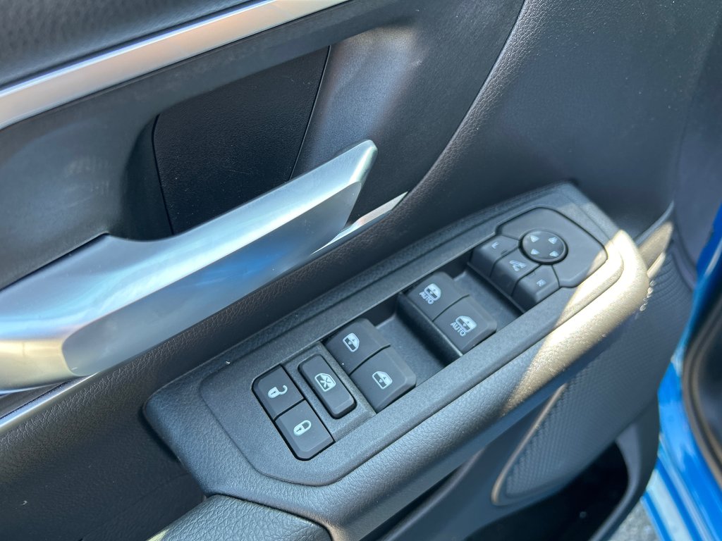 2025 Ram 1500 BIG HORN in Saint John, New Brunswick - 10 - w1024h768px