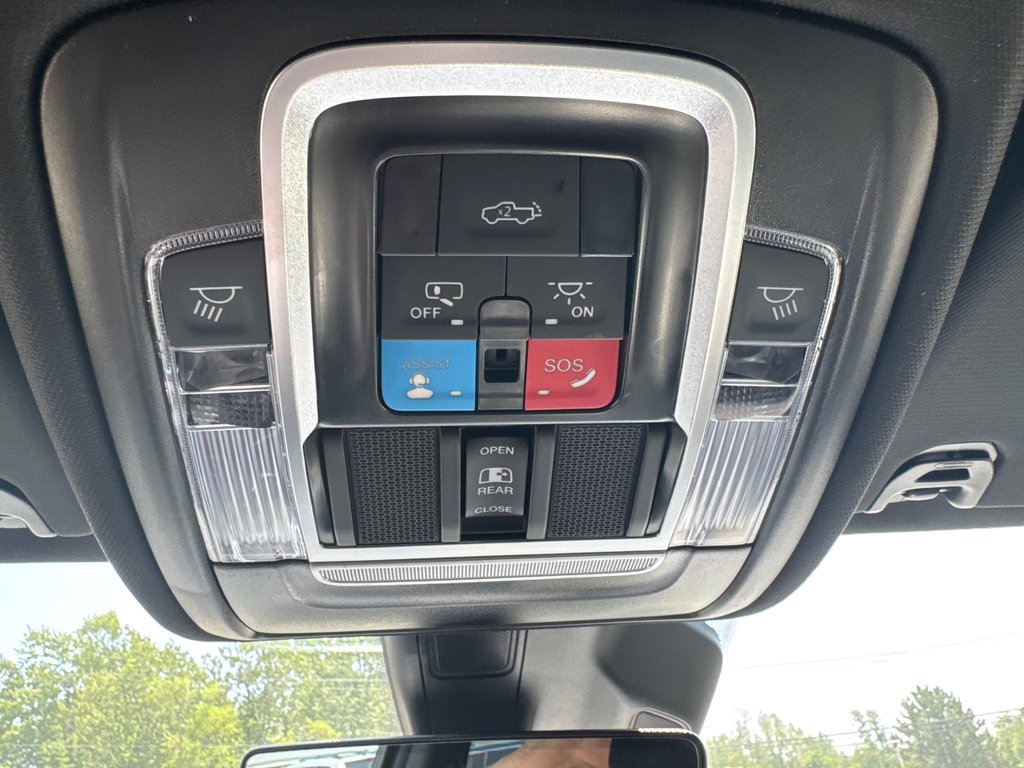 2025 Ram 1500 BIG HORN in Sussex, New Brunswick - 31 - w1024h768px