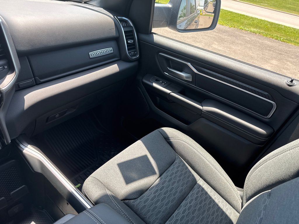 2025 Ram 1500 BIG HORN in Sussex, New Brunswick - 35 - w1024h768px