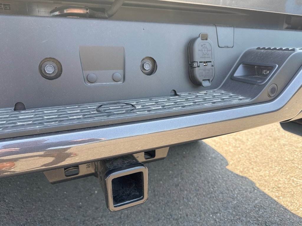 2025 Ram 1500 BIG HORN in Sussex, New Brunswick - 8 - w1024h768px