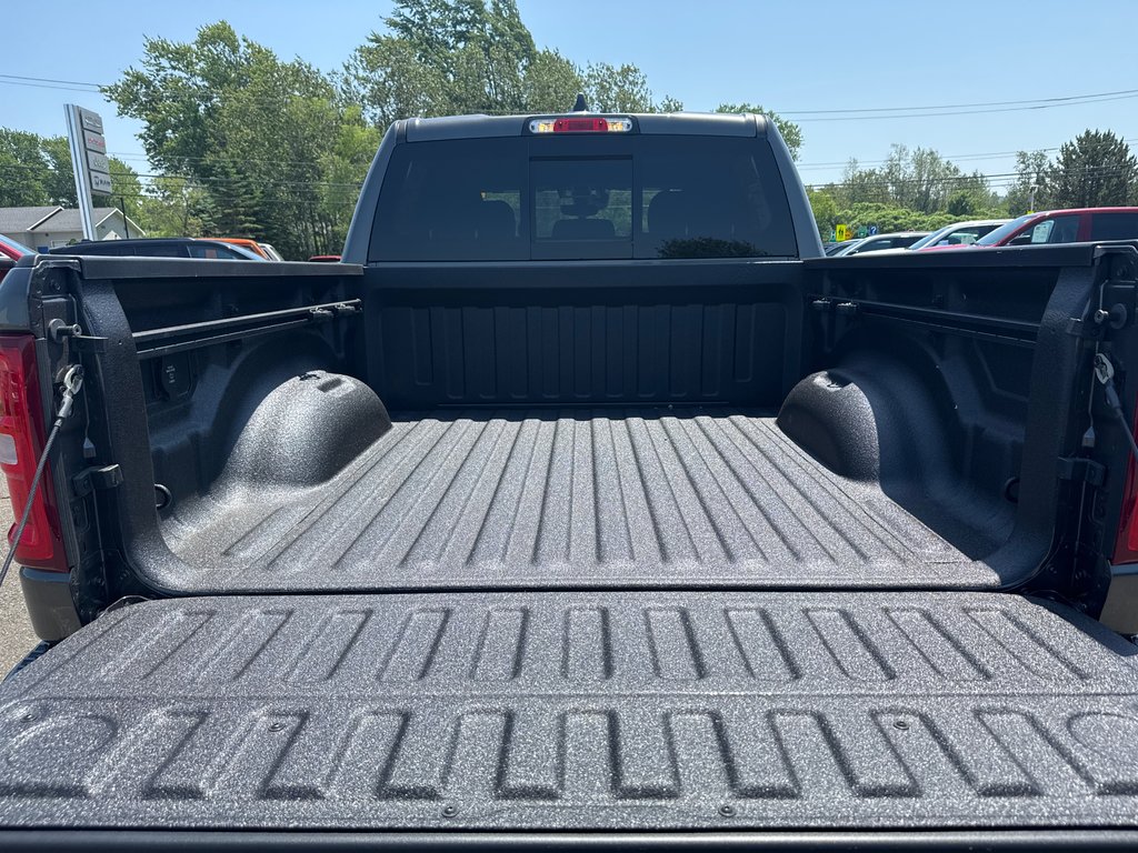 2025 Ram 1500 BIG HORN in Sussex, New Brunswick - 10 - w1024h768px