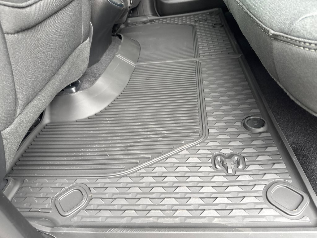 2025 Ram 1500 BIG HORN in Sussex, New Brunswick - 35 - w1024h768px