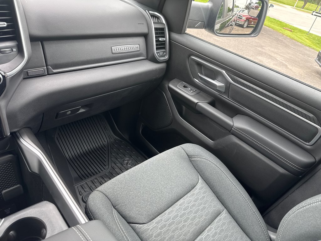 2025 Ram 1500 BIG HORN in Sussex, New Brunswick - 31 - w1024h768px