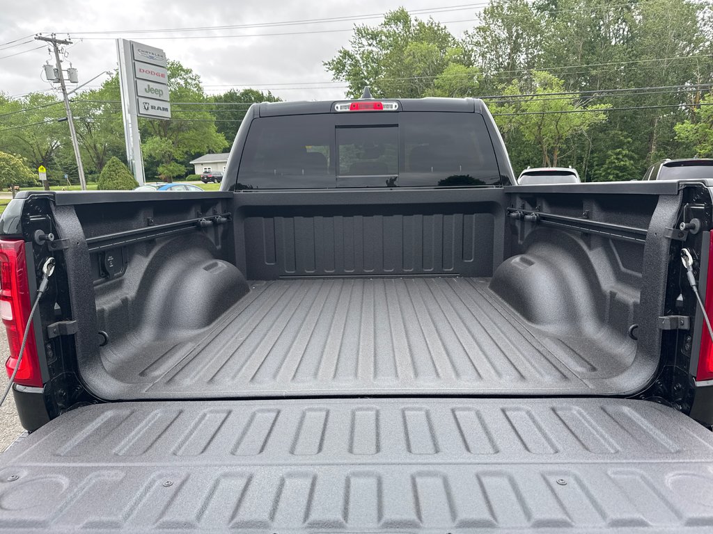 2025 Ram 1500 BIG HORN in Sussex, New Brunswick - 10 - w1024h768px