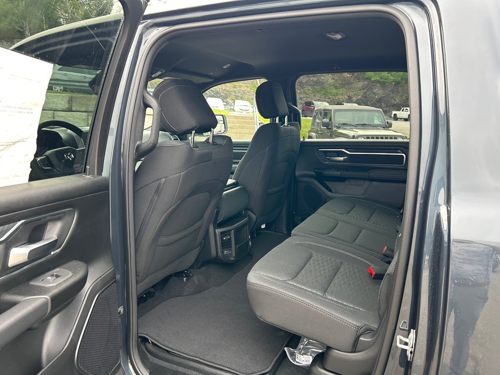 Ram 1500 BIG HORN 2025 à Saint John, Nouveau-Brunswick - 9 - w1024h768px