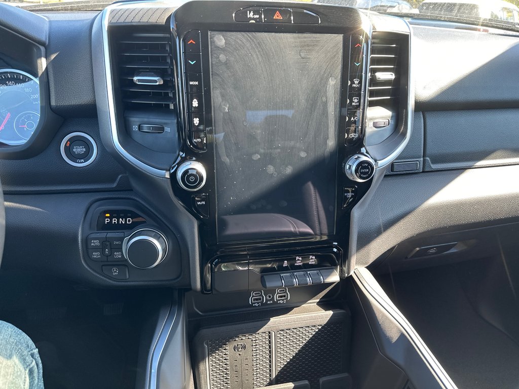 2025 Ram 1500 BIG HORN in Sussex, New Brunswick - 11 - w1024h768px