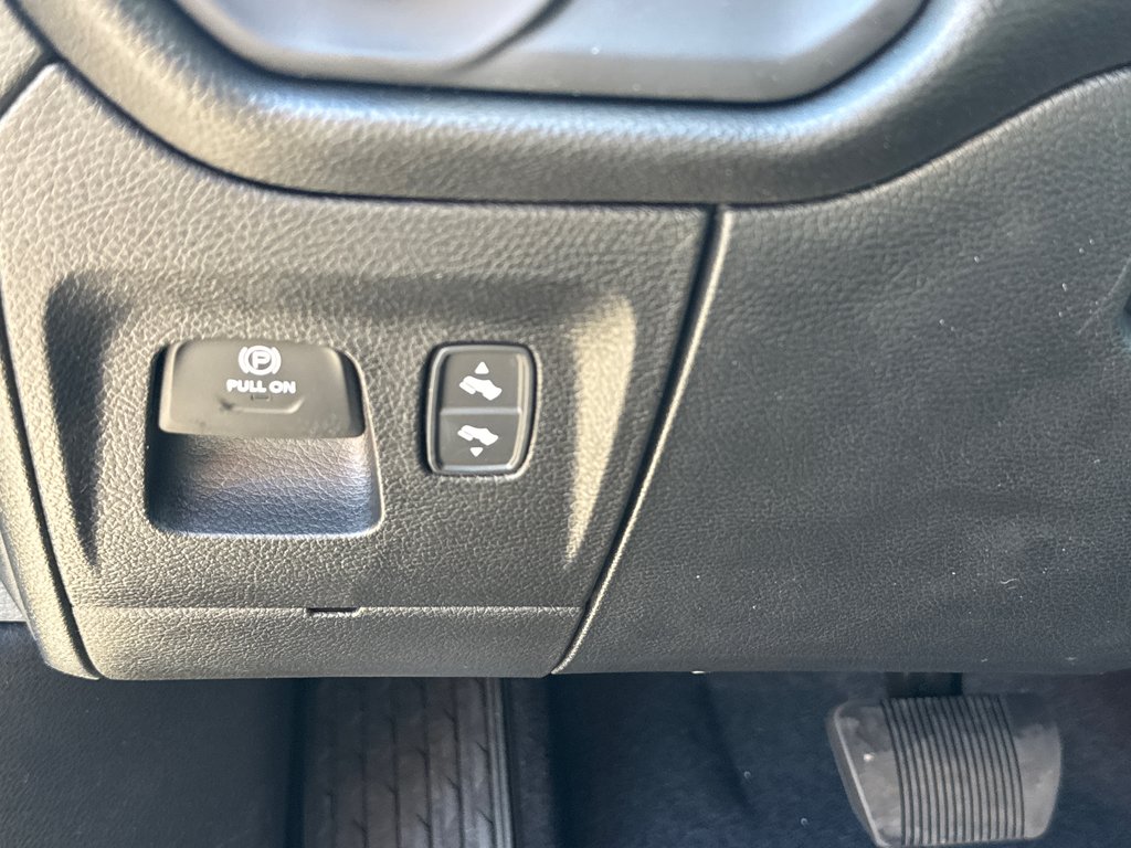2025 Ram 1500 BIG HORN in Sussex, New Brunswick - 18 - w1024h768px