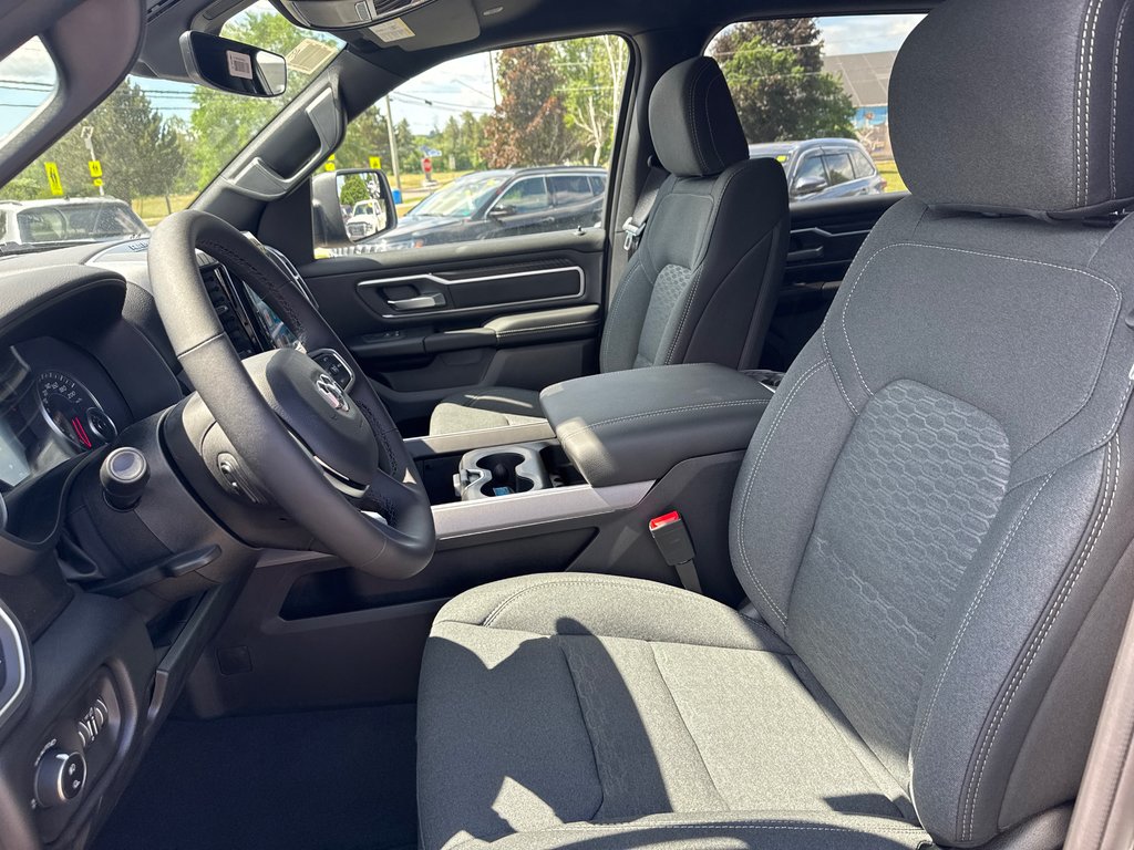 2025 Ram 1500 BIG HORN in Sussex, New Brunswick - 16 - w1024h768px