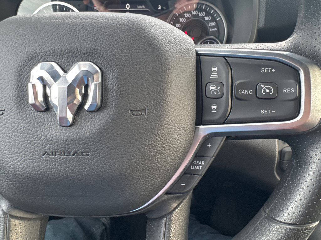 Ram 1500 EXPRESS 2026 à Sussex, Nouveau-Brunswick - 17 - w1024h768px