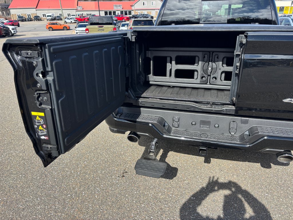 2026 Ram 1500 LIMITED in Saint John, New Brunswick - 10 - w1024h768px