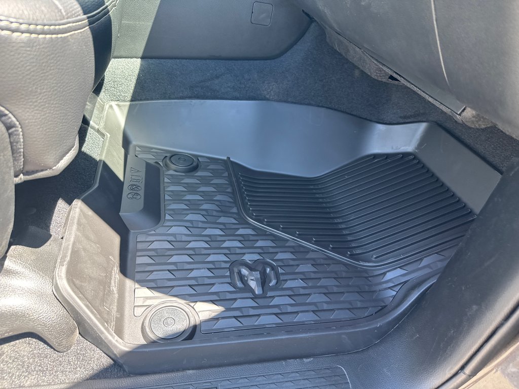 2026 Ram 1500 SPORT in Sussex, New Brunswick - 17 - w1024h768px