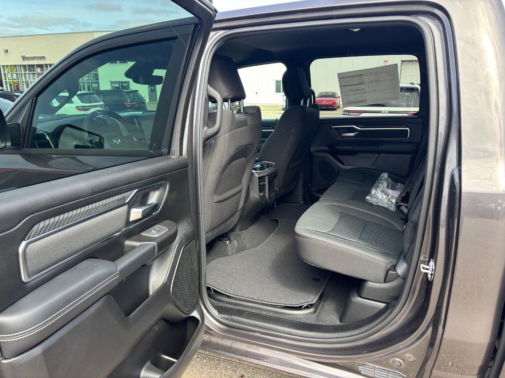 Ram 1500 BIG HORN 2026 à Saint John, Nouveau-Brunswick - 10 - w1024h768px