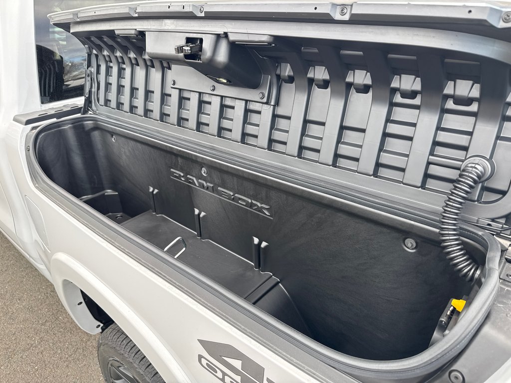 2026 Ram 1500 Laramie in Sussex, New Brunswick - 9 - w1024h768px