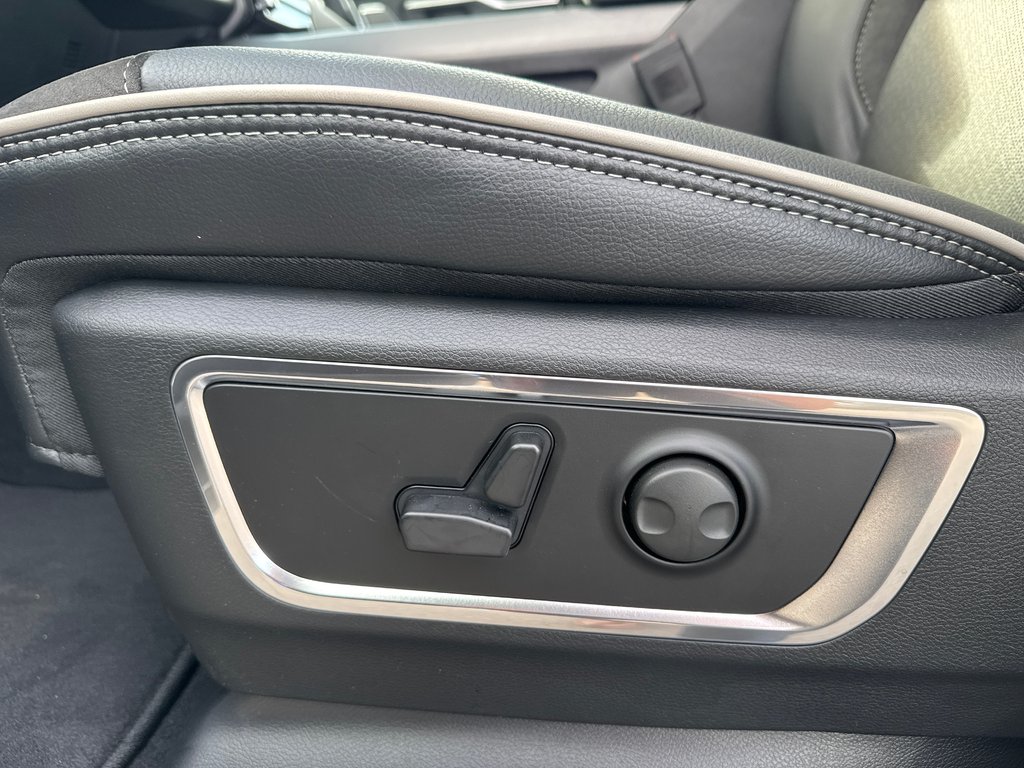 2026 Ram 1500 Laramie in Sussex, New Brunswick - 27 - w1024h768px