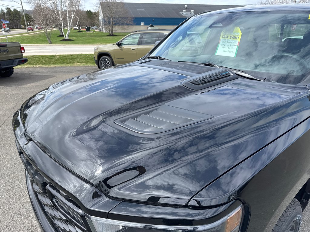 2026 Ram 1500 EXPRESS in Sussex, New Brunswick - 11 - w1024h768px