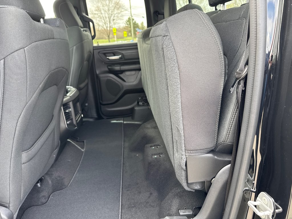 2026 Ram 1500 EXPRESS in Sussex, New Brunswick - 32 - w1024h768px