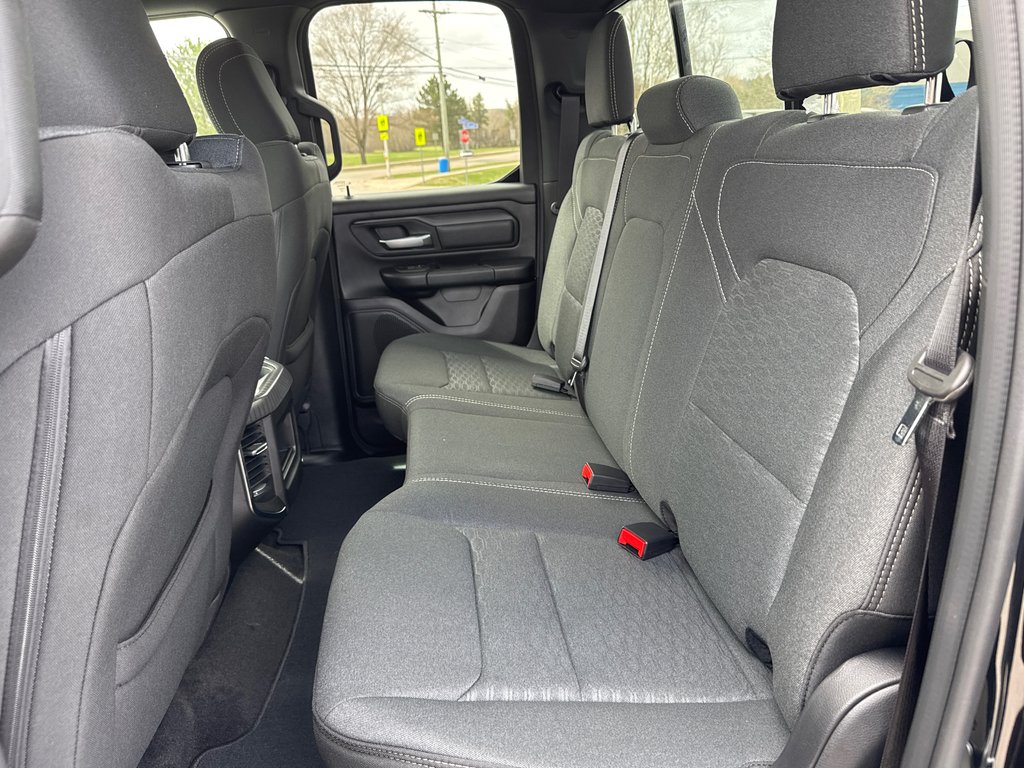 2026 Ram 1500 EXPRESS in Sussex, New Brunswick - 31 - w1024h768px