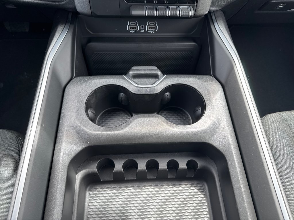 2026 Ram 1500 EXPRESS in Sussex, New Brunswick - 23 - w1024h768px