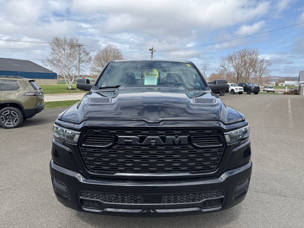 2026 Ram 1500 EXPRESS in Sussex, New Brunswick - 10 - w1024h768px