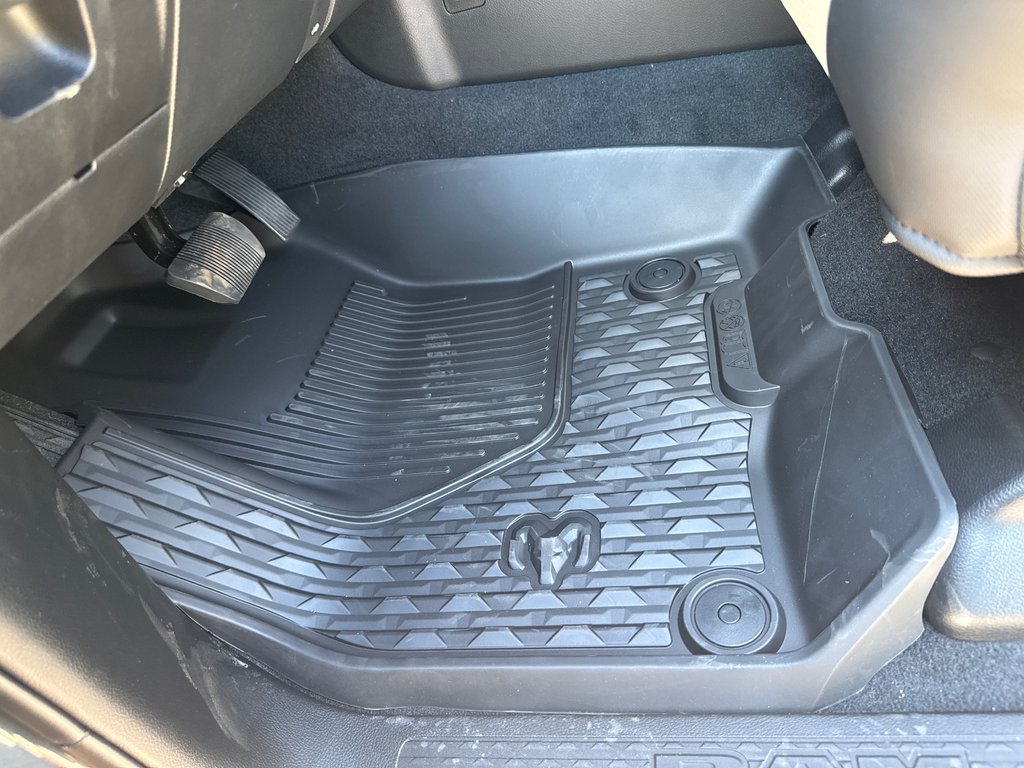 2026 Ram 1500 SPORT in Sussex, New Brunswick - 15 - w1024h768px