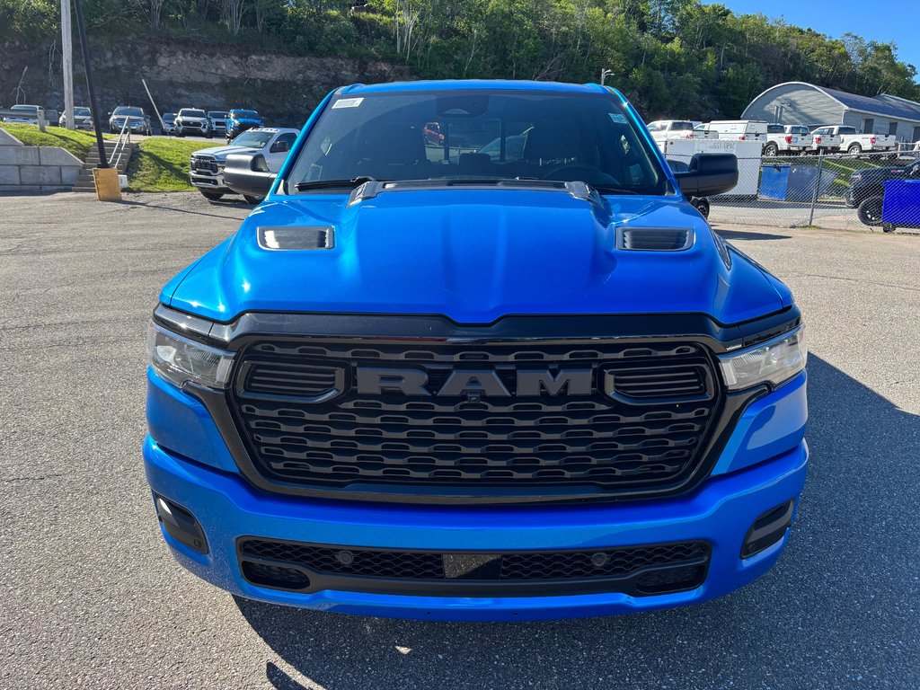 2026 Ram 1500 EXPRESS in Saint John, New Brunswick - 2 - w1024h768px