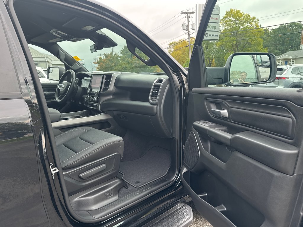 Ram 1500 EXPRESS 2026 à Sussex, Nouveau-Brunswick - 16 - w1024h768px
