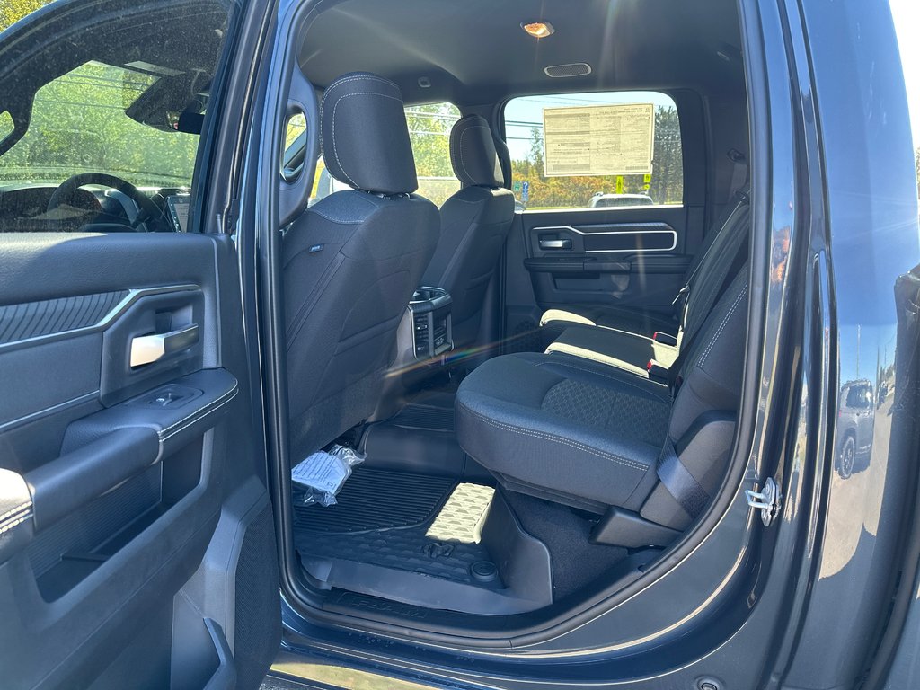 2026 Ram 2500 BIG HORN in Sussex, New Brunswick - 15 - w1024h768px