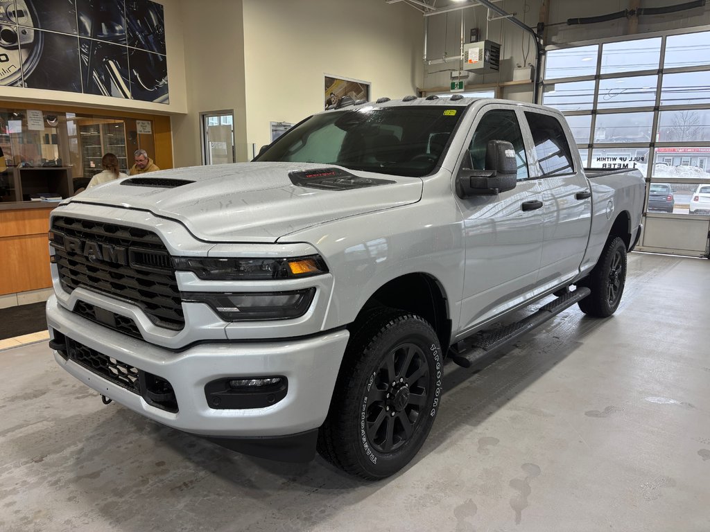 Ram 2500 BLACK EXPRESS 2026 à Saint John, Nouveau-Brunswick - 1 - w1024h768px