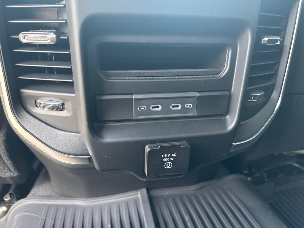 2026 Ram 2500 BIG HORN in Sussex, New Brunswick - 35 - w1024h768px