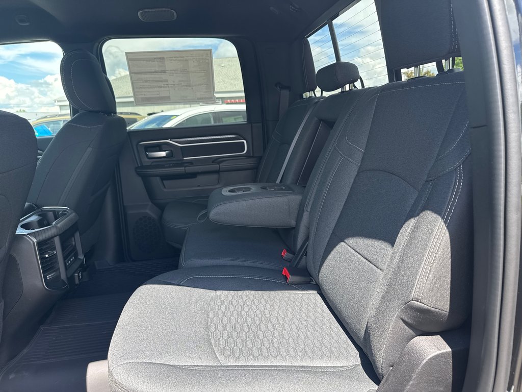 2026 Ram 2500 BIG HORN in Sussex, New Brunswick - 33 - w1024h768px