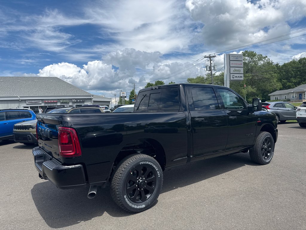2026 Ram 2500 BIG HORN in Sussex, New Brunswick - 9 - w1024h768px