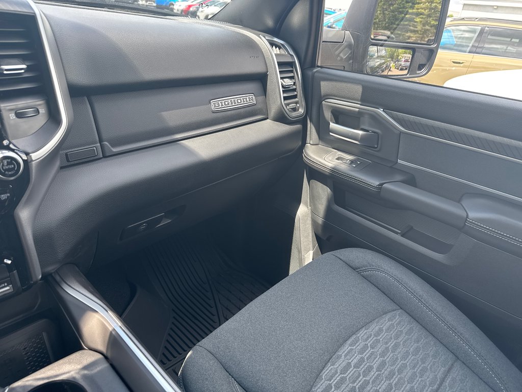 2026 Ram 2500 BIG HORN in Sussex, New Brunswick - 31 - w1024h768px