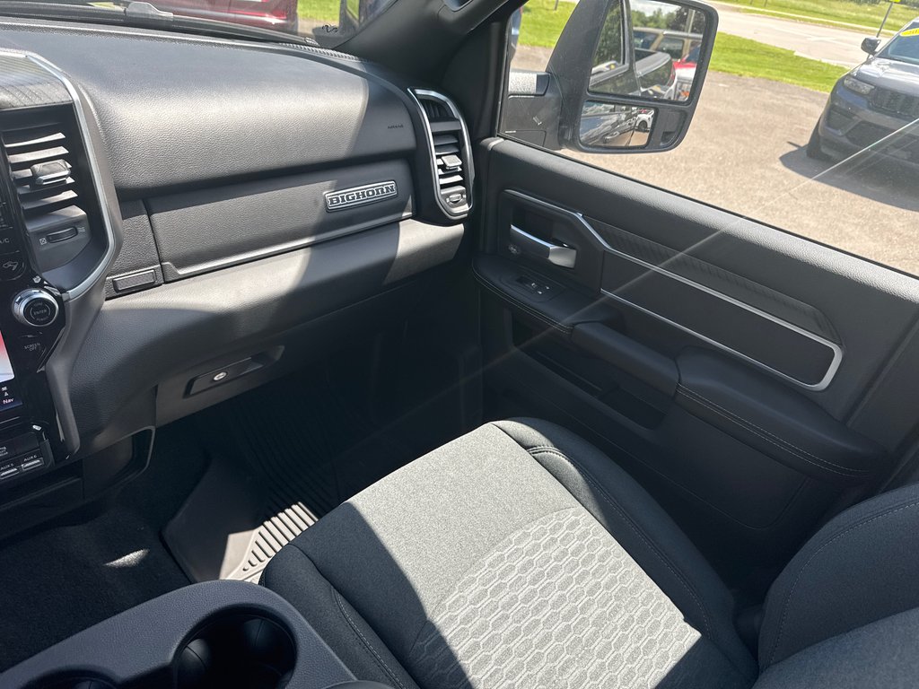 2026 Ram 2500 BIG HORN in Sussex, New Brunswick - 28 - w1024h768px